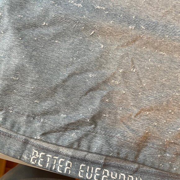 Mens Long Sleeve Lululemon Top - Size M - Picture 3 of 3